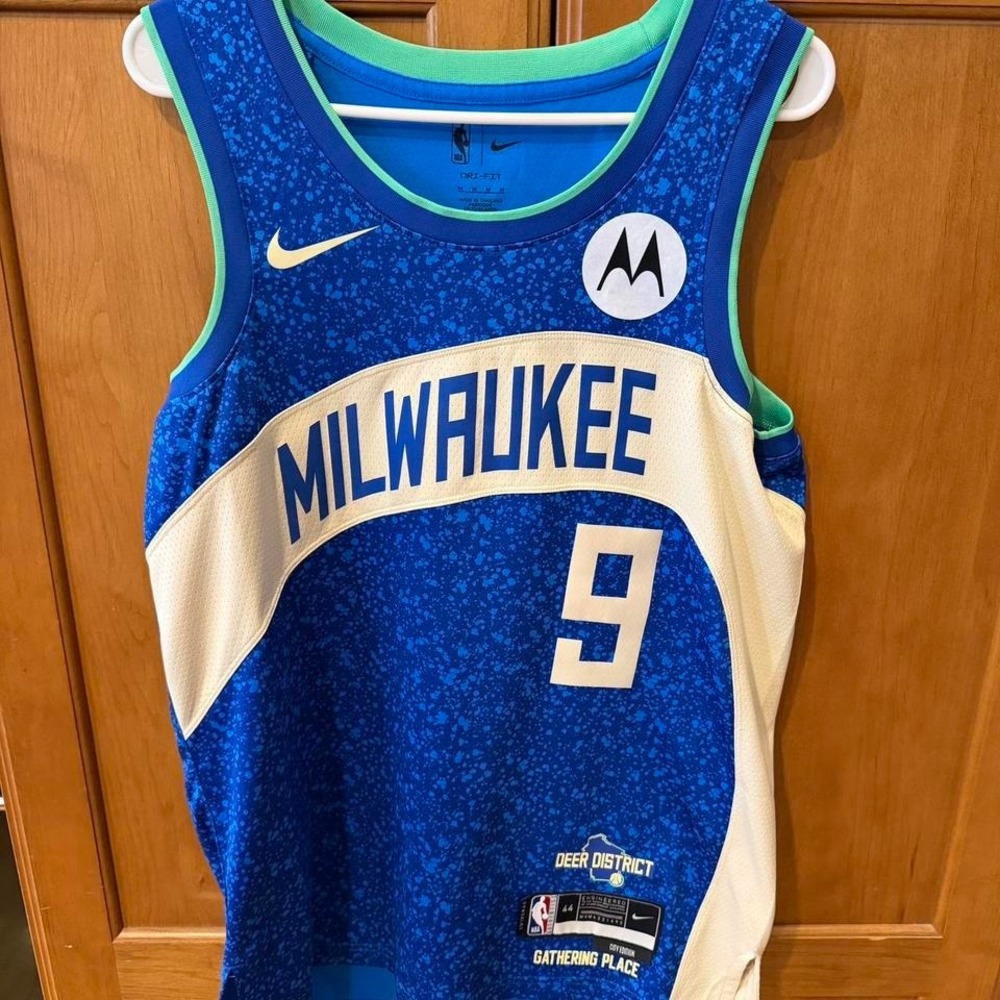 Nike Milwaukee Bucks Bobby Portis City Edition Jersey Size Medium 44 EUC